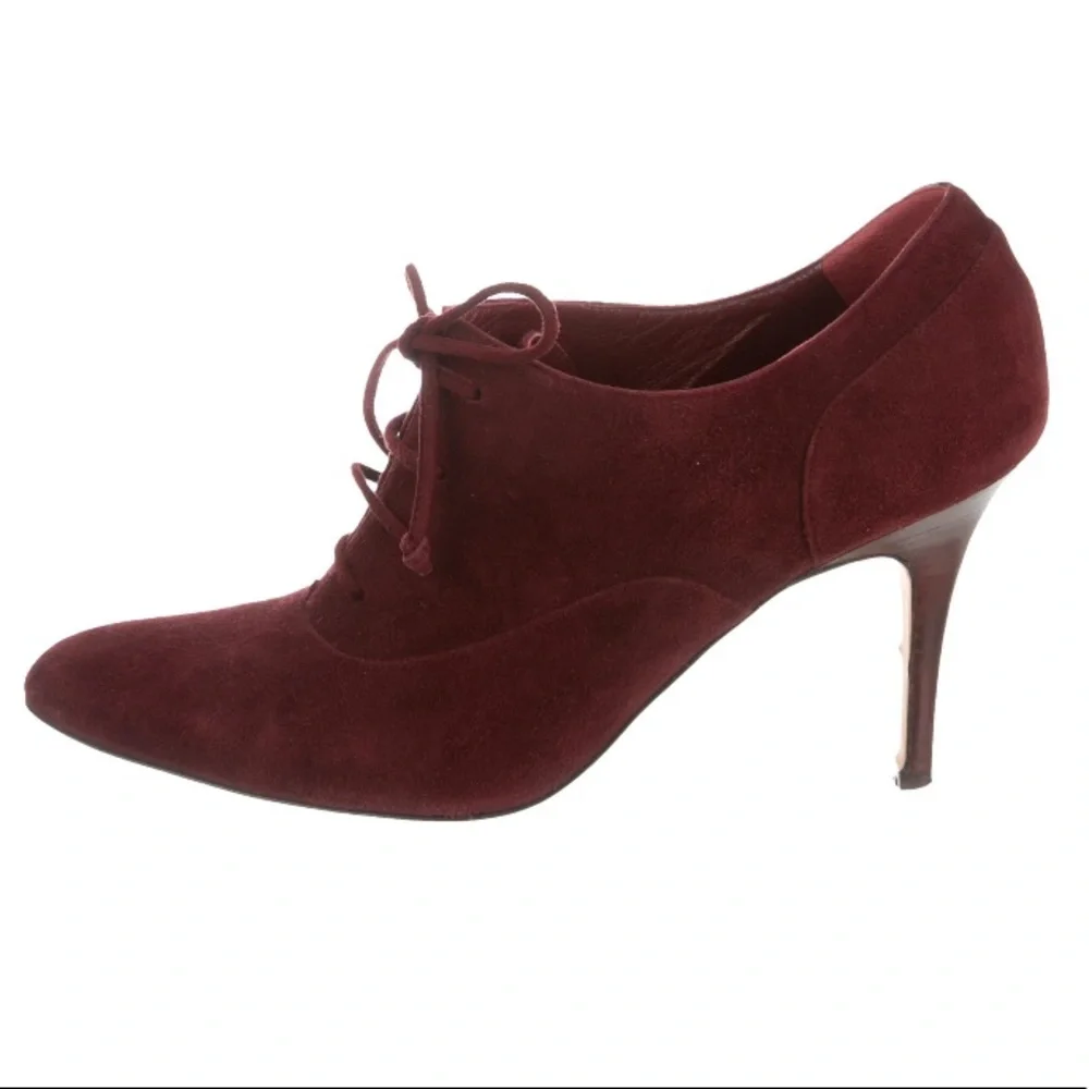 Manolo Blahnik - Picture 2 of 5